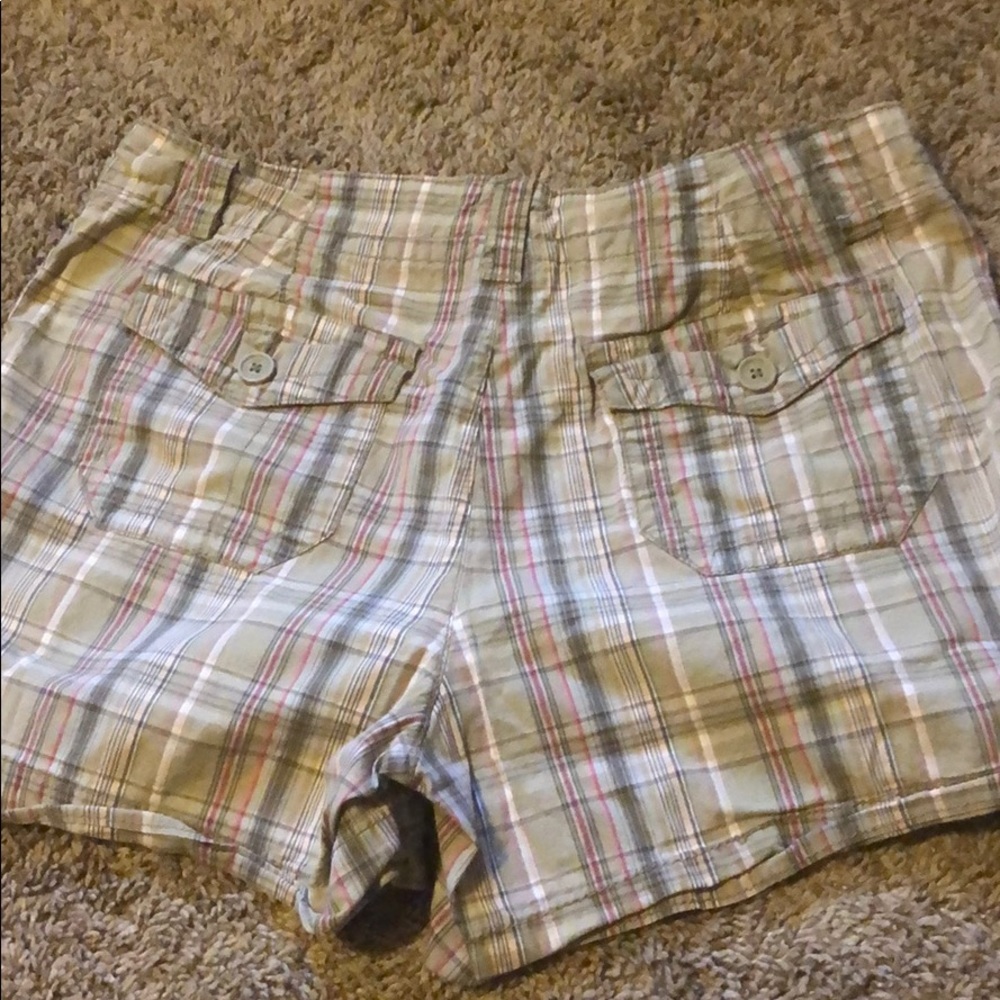 Shorts - Picture 2 of 2